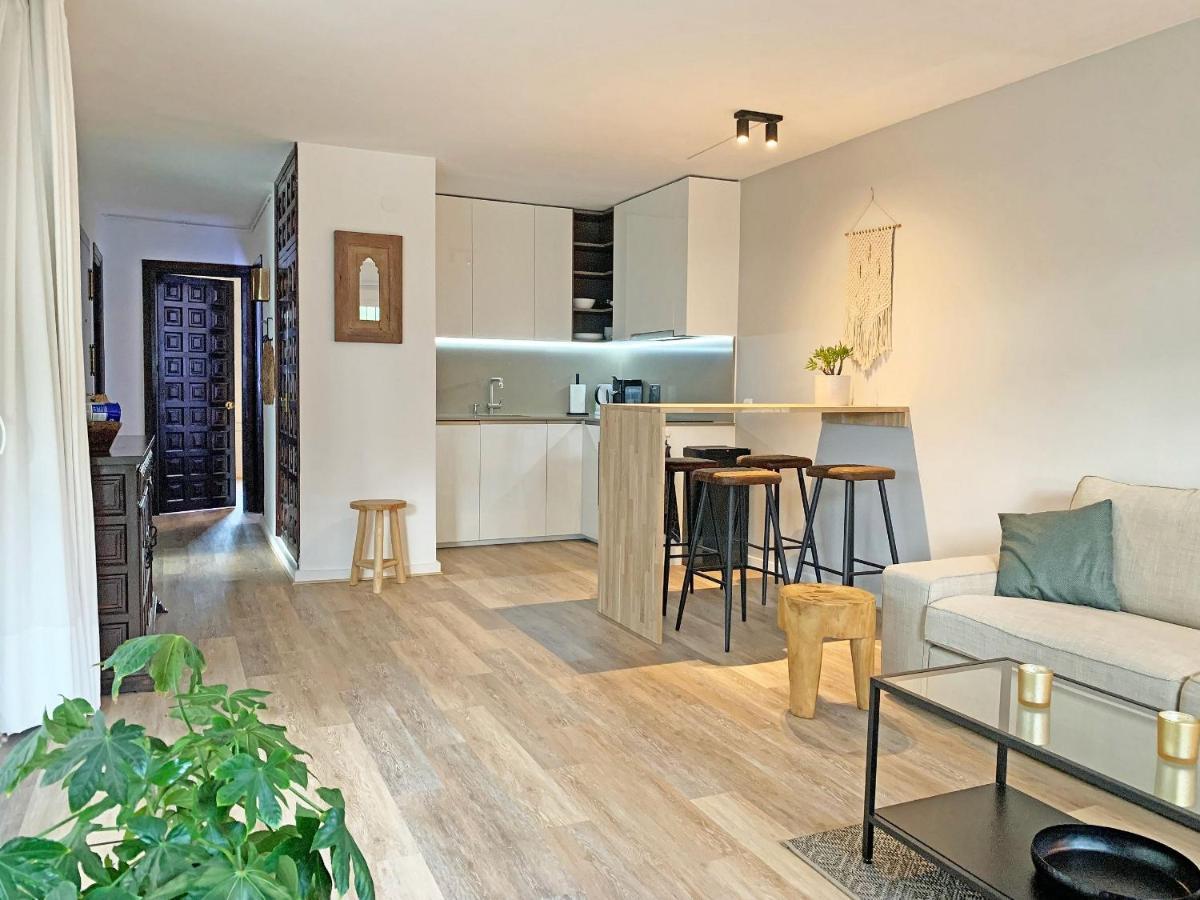 Bungalow With Large Terrace In A Quiet Park - Beach Nearby Sitio de Calahonda Eksteriør bilde
